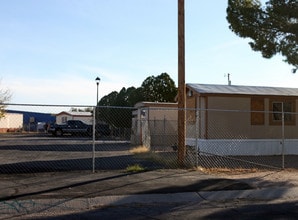 Esperanza Mobile Home Park in Tucson, AZ - Foto de edificio - Building Photo