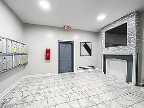 5800 N 16th St in Philadelphia, PA - Building Photo - Building Photo