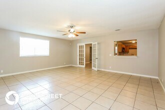 5023 Donnybrook Ave in Jacksonville, FL - Building Photo - Building Photo