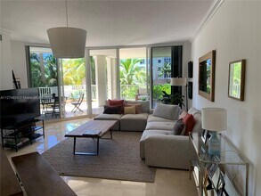 705 Crandon Blvd-Unit -206 in Key Biscayne, FL - Building Photo - Building Photo