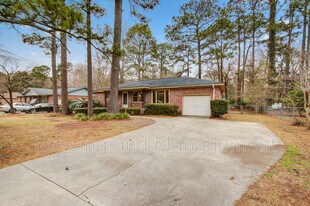 408 Cleveland St in Summerville, SC - Building Photo