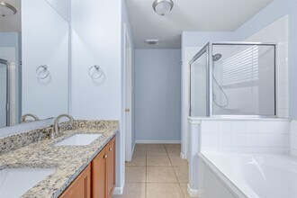 15322 Brock Creek Way in Cypress, TX - Foto de edificio - Building Photo