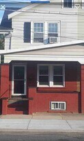 1457 Hamilton Ave in Trenton, NJ - Building Photo