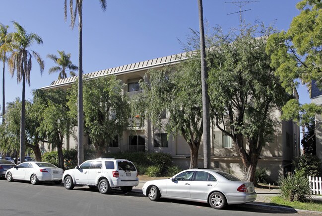 140 Walnut Ave in San Diego, CA - Foto de edificio - Building Photo