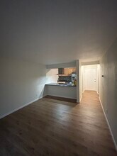 2707 Valmont Rd, Unit Two Mile Creek Conds in Boulder, CO - Foto de edificio - Building Photo