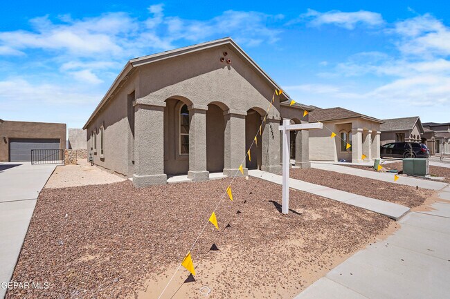 14329 Bill Lazor Pkwy in El Paso, TX - Building Photo - Building Photo