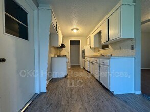 9313 NE Stardust Ln in Midwest City, OK - Building Photo - Building Photo