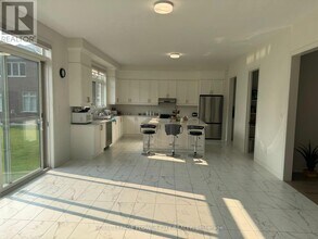 32 Twinleaf Cres in Adjala-Tosorontio, ON - Building Photo - Building Photo