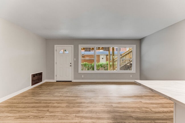 405 S Maple Ave in Oak Park, IL - Building Photo - Building Photo