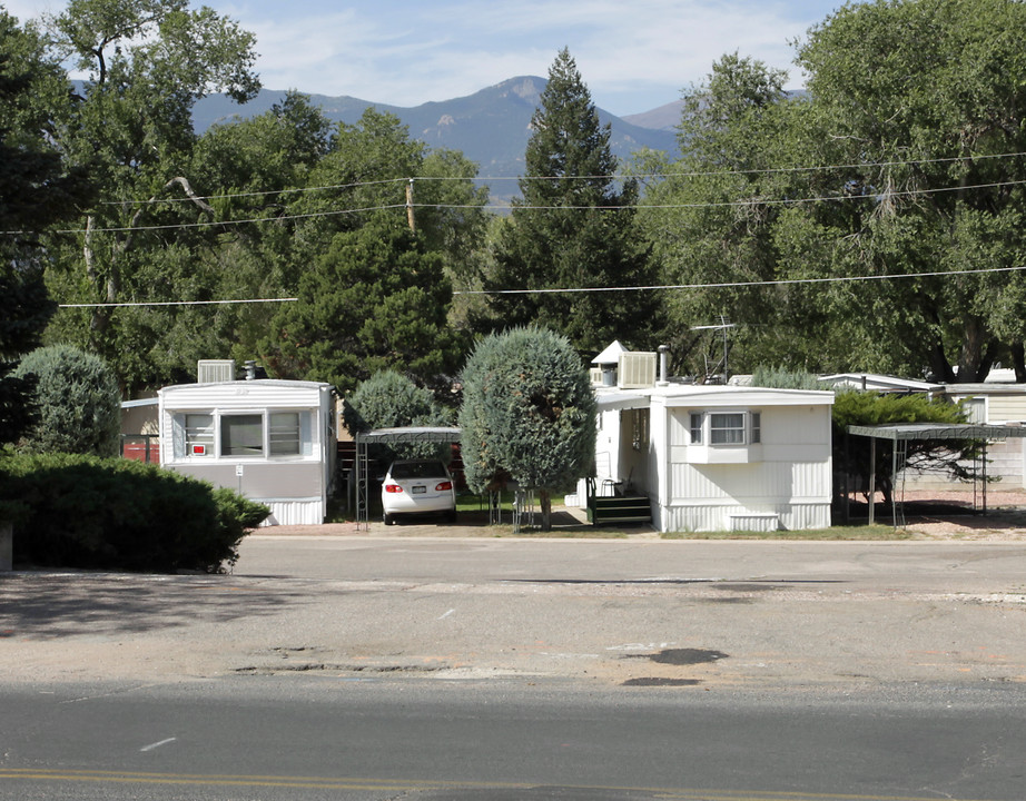 3000 N Cascade Ave in Colorado Springs, CO - Building Photo