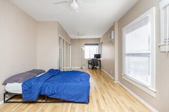 Student Housing Near USC Univ Southern Calif in Los Angeles, CA - Foto de edificio - Building Photo