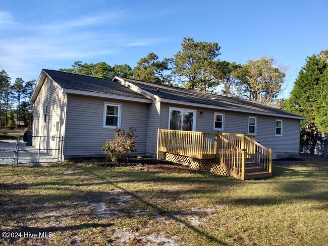 990 Palmetto Rd in Southport, NC - Building Photo - Building Photo