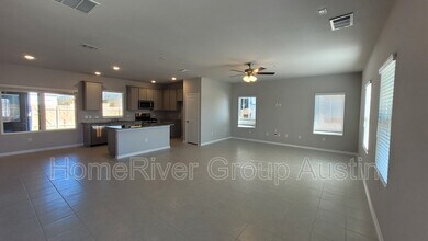 200 Doc Johns Dr in Hutto, TX - Building Photo - Building Photo