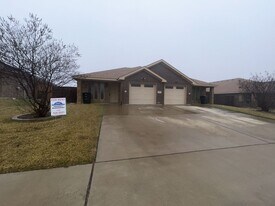 5801 Luminous Ln in Killeen, TX - Building Photo