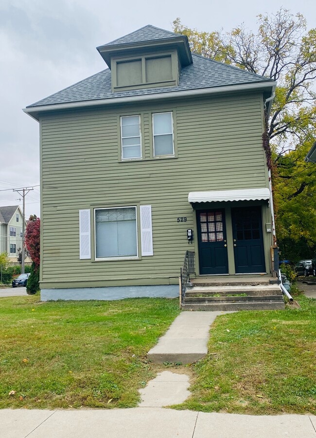 property at 529 Iowa Ave