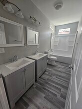 2212 N 6th St, Unit Apartment 2 in Harrisburg, PA - Building Photo - Building Photo