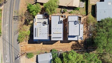 1403 Barton Hills Dr in Austin, TX - Building Photo - Building Photo