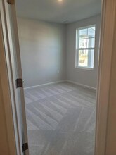 1950 Rosedale Rdg Ave in Wake Forest, NC - Foto de edificio - Building Photo