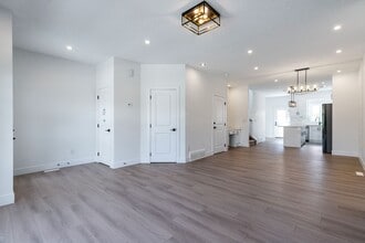 7906-7975 75 Street NW in Edmonton, AB - Building Photo - Building Photo