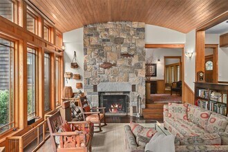 15 N Lake Cir in South Salem, NY - Building Photo - Building Photo