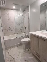 195 Commerce St in Vaughan, ON - Building Photo - Building Photo