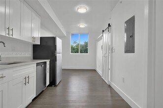 1620 NW 18th St in Miami, FL - Building Photo - Building Photo