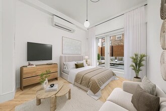 313 E 17th St, Unit 2D in New York, NY - Building Photo - Building Photo