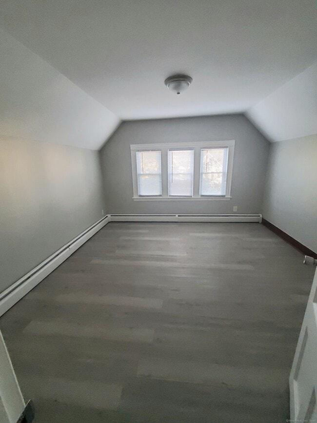 432 Dixwell Ave in New Haven, CT - Foto de edificio - Building Photo