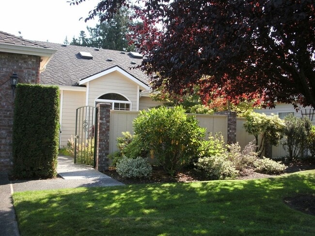 property at 201 Foursome Dr