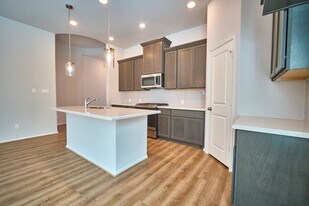 4006 Bees Xing in Missouri City, TX - Building Photo