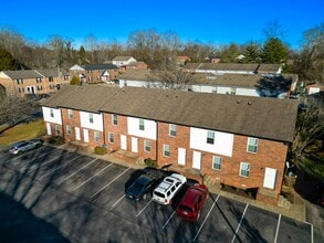 1650 Baltimore Dr. in Clarksville, TN - Building Photo - Interior Photo