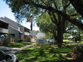 1156 N Alston St in Foley, AL - Building Photo