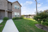 4700 Haltom Rd in Haltom City, TX - Foto de edificio - Building Photo