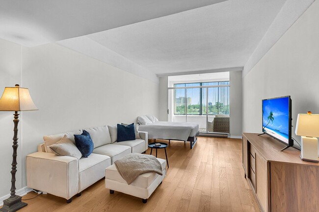 property at 14 Lockwood Dr