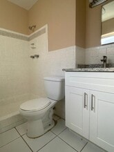 184 SE 10th St in Deerfield Beach, FL - Building Photo - Building Photo