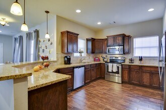 601 Highlands St in College Station, TX - Building Photo - Building Photo