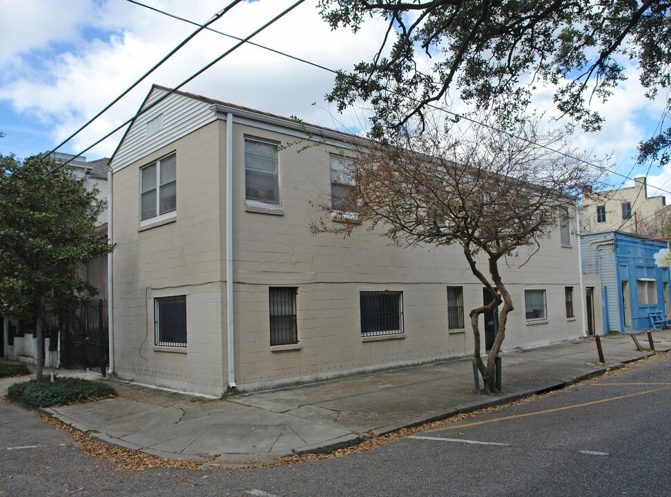 1729 Prytania St in New Orleans, LA - Foto de edificio