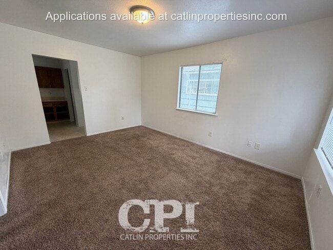 321 21st Ave in Longview, WA - Building Photo - Building Photo