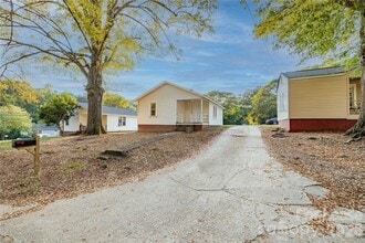 109 Cleveland Ave in Albemarle, NC - Building Photo - Building Photo