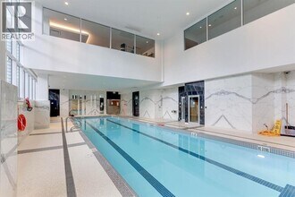 4458 Beresford St. in Burnaby, BC - Building Photo - Building Photo