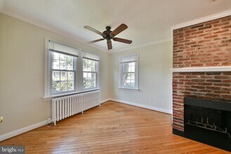 6 Grove Ave in Flourtown, PA - Building Photo - Building Photo