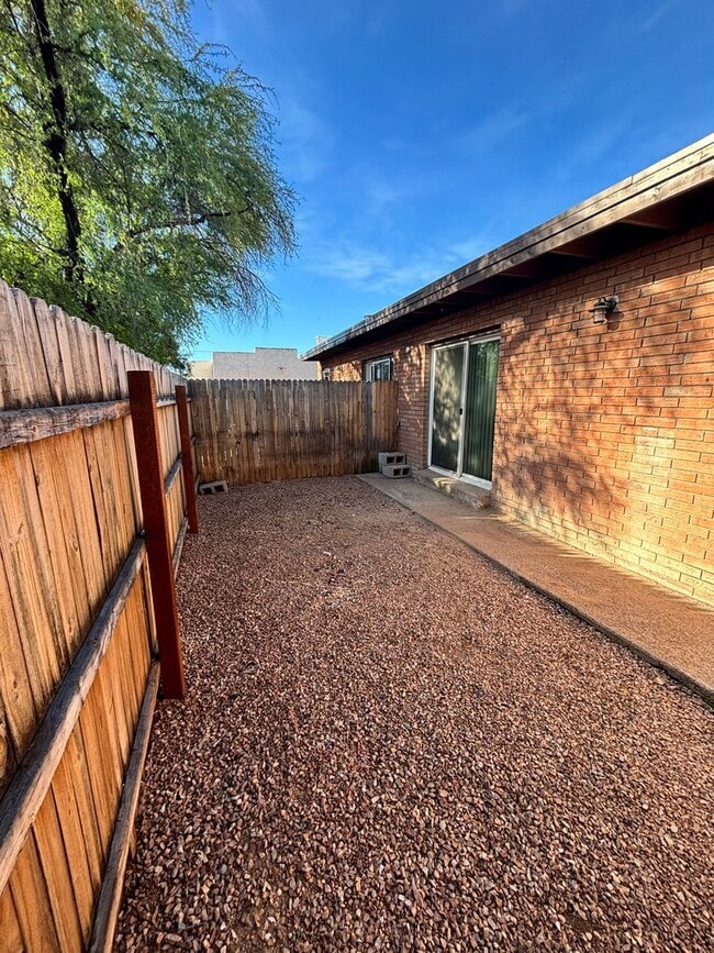 3028 N Edith Blvd in Tucson, AZ - Building Photo - Building Photo
