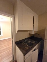 47 Montgomery St in Pawtucket, RI - Foto de edificio - Building Photo