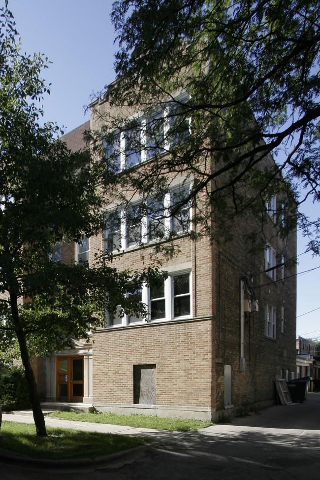 7341-7343 N Seeley Ave in Chicago, IL - Building Photo - Building Photo