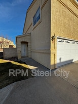 4149 Outlook Blvd in Pueblo, CO - Building Photo