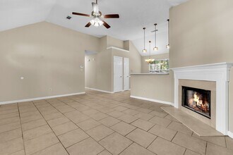 5383 Twin Valley Ln in Memphis, TN - Building Photo - Building Photo