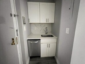 321 E 115th St in New York, NY - Building Photo - Building Photo