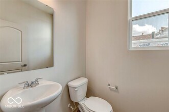 5420 Laurel Crest Run in Noblesville, IN - Building Photo - Building Photo