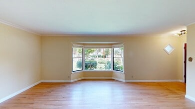 200 W Naomi Ave in Arcadia, CA - Building Photo - Building Photo