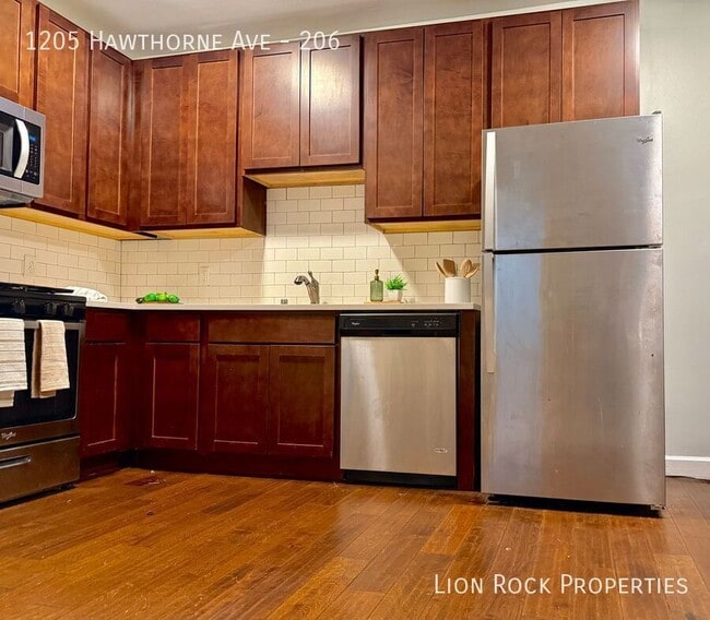 1205 Hawthorne Ave in Minneapolis, MN - Building Photo - Building Photo